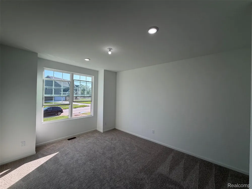 22274 Hilda Lane Lyon Charter Township, MI 48178