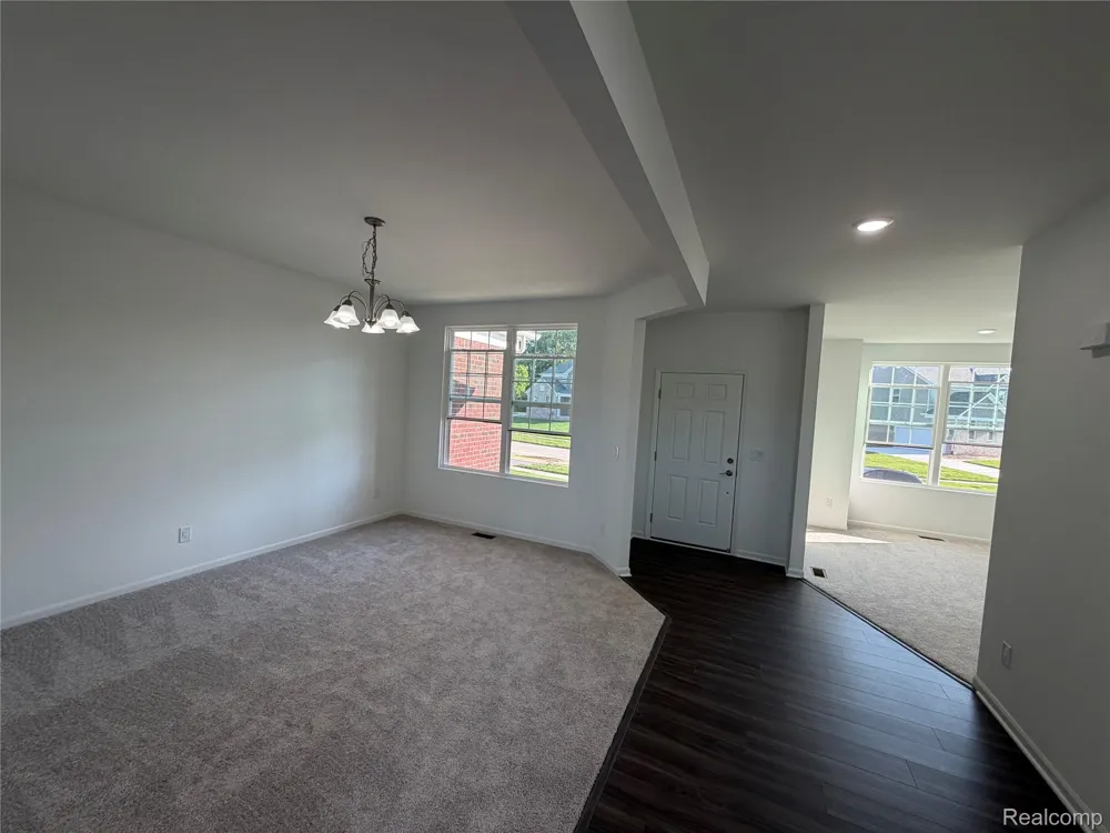 22274 Hilda Lane Lyon Charter Township, MI 48178