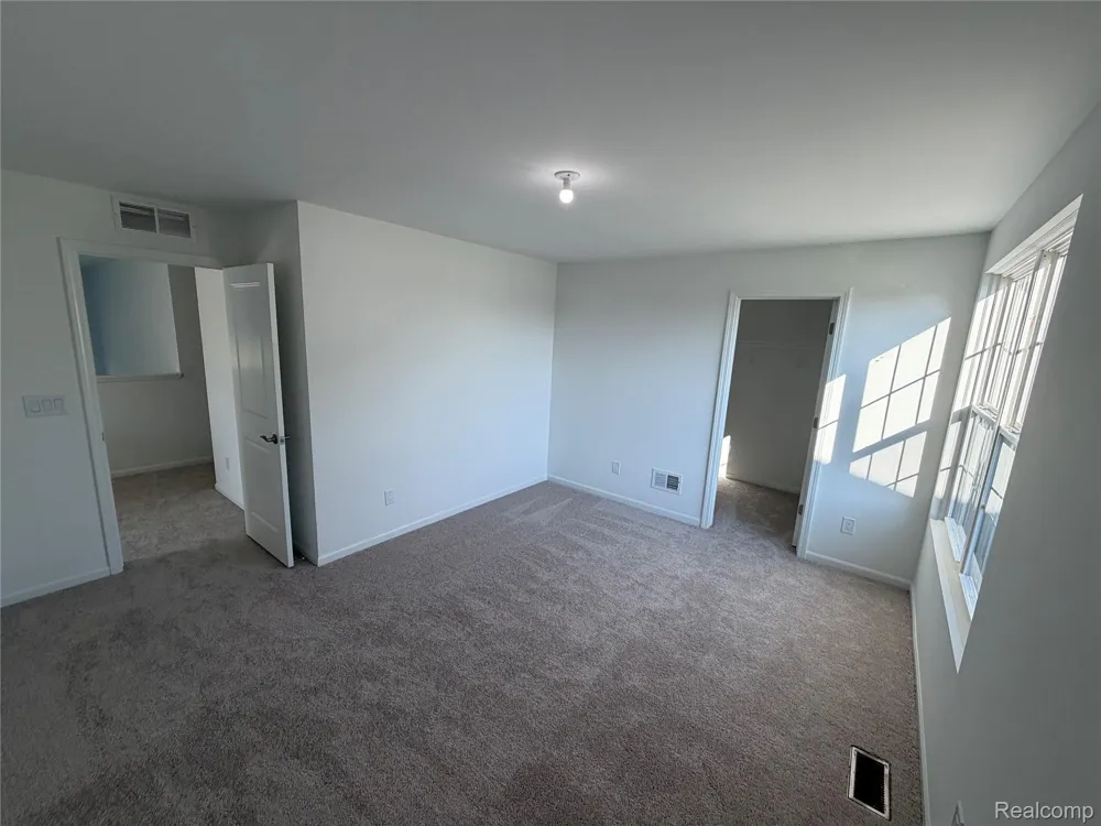 22274 Hilda Lane Lyon Charter Township, MI 48178
