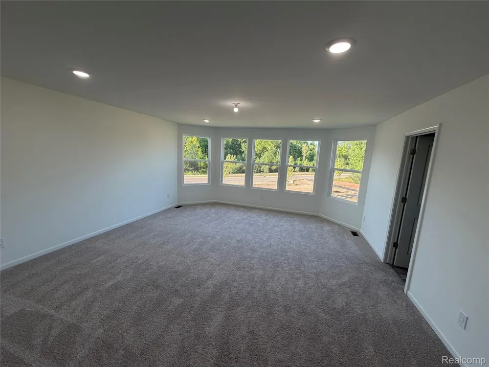 22274 Hilda Lane Lyon Charter Township, MI 48178