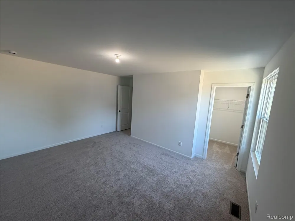 22274 Hilda Lane Lyon Charter Township, MI 48178