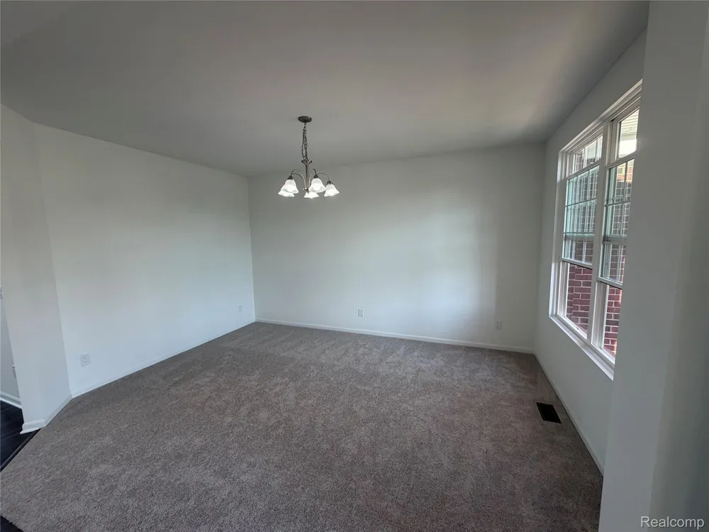 22274 Hilda Lane Lyon Charter Township, MI 48178