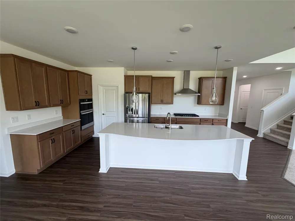 22274 Hilda Lane Lyon Charter Township, MI 48178