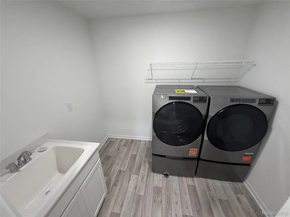 22274 Hilda Lane Lyon Charter Township, MI 48178