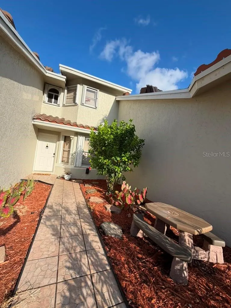 7380 PINEWALK DRIVE S #37-8 Margate, FL 33063
