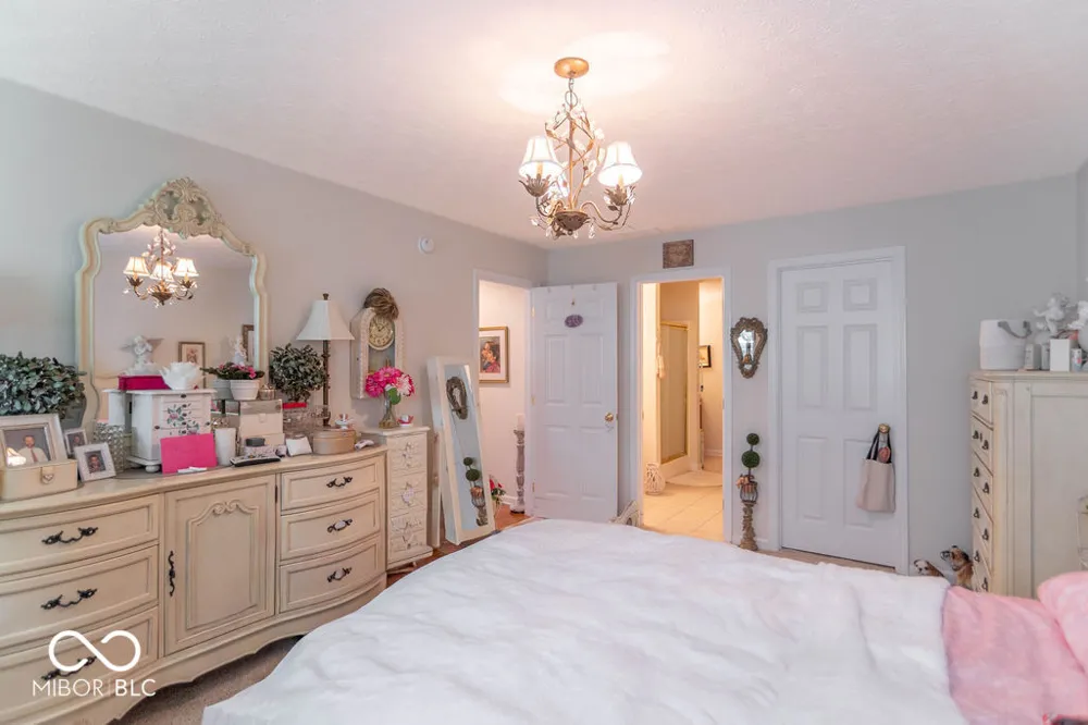 5009 W September Drive Bloomington, IN 47404
