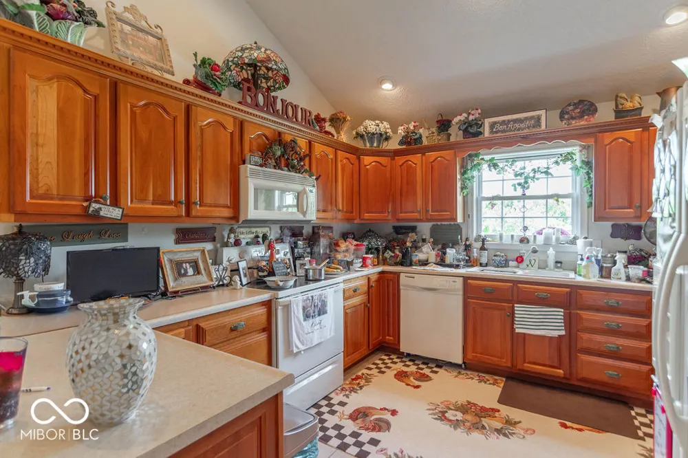 5009 W September Drive Bloomington, IN 47404