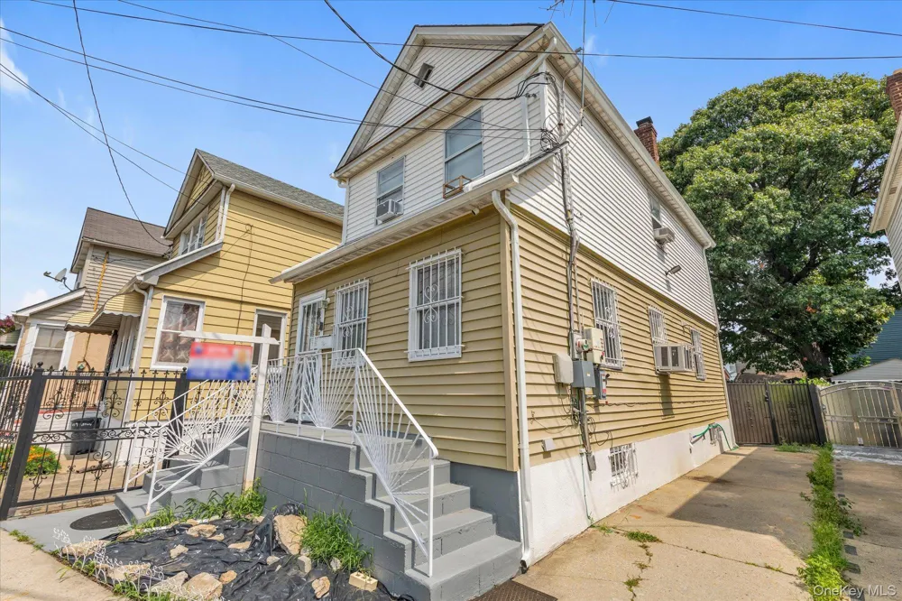 11043 159th Street Jamaica, NY 11433