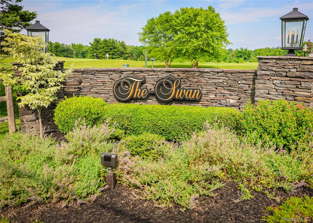 1754 Old Kings Highway Saugerties, NY 12477