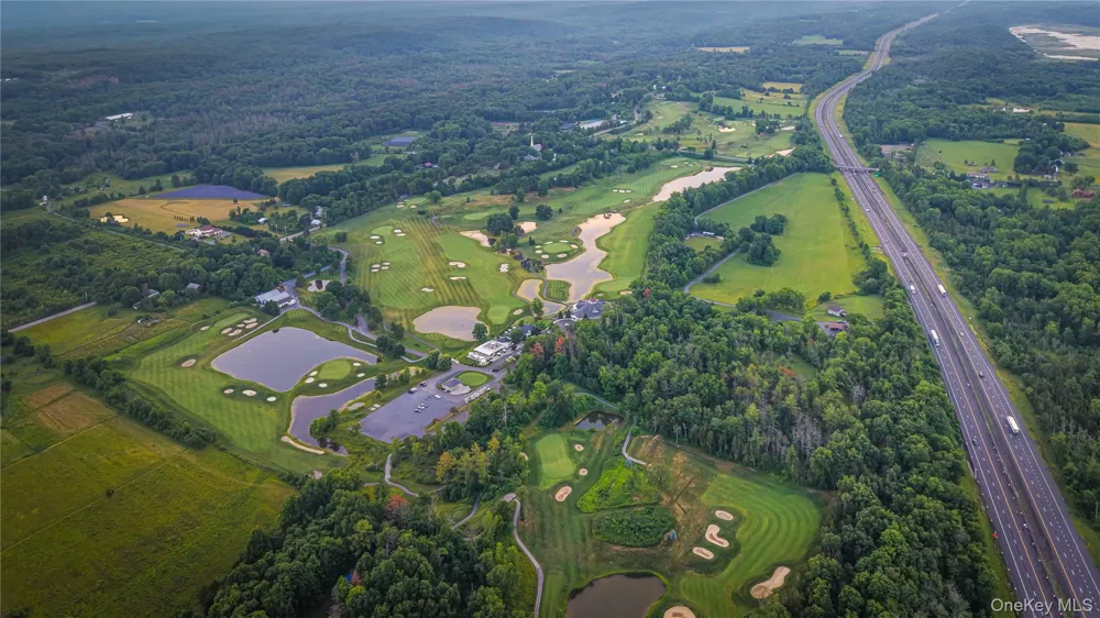 1754 Old Kings Highway Saugerties, NY 12477