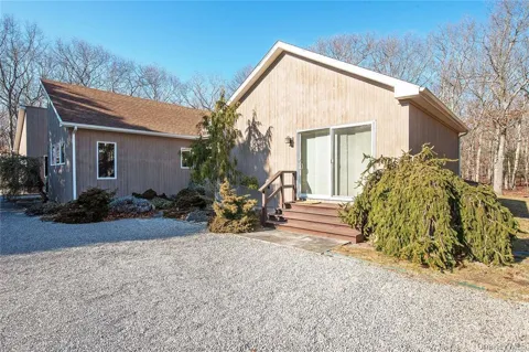 63 Gardiners Lane