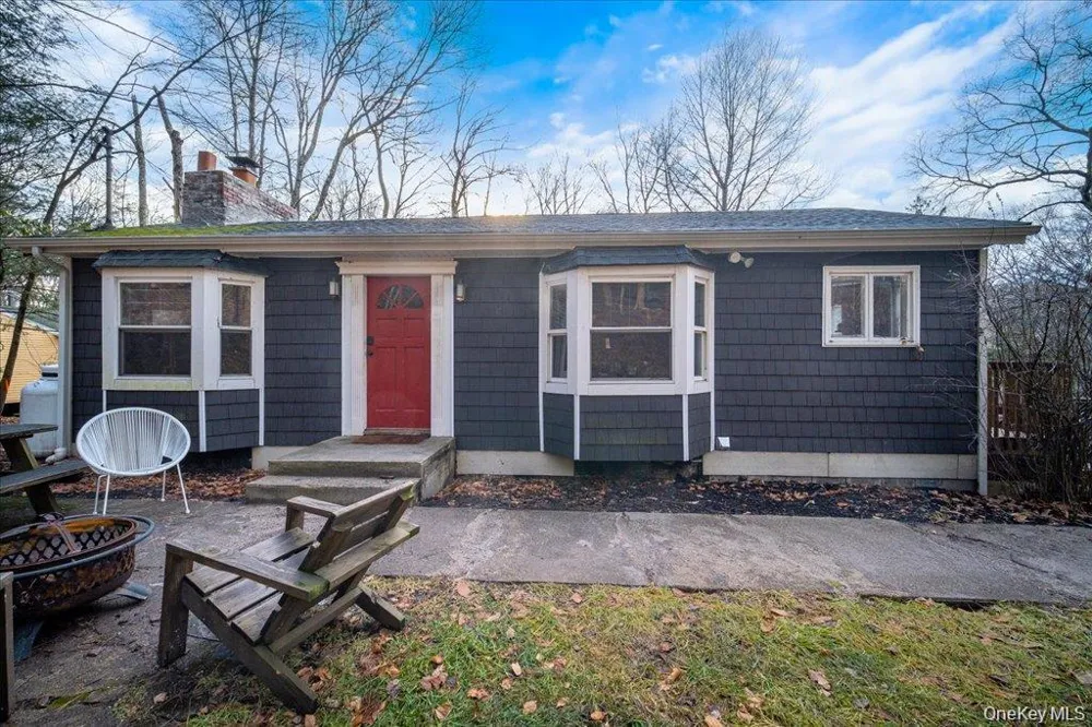 34 Overlook Road Woodbourne, NY 12788