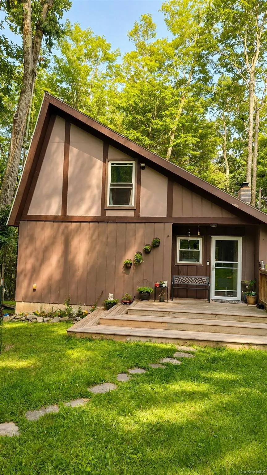 3 Rennison Road Grahamsville, NY 12740