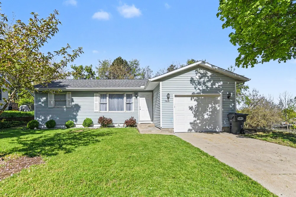 7418 Aumack Drive Eau Claire Village, MI 49111