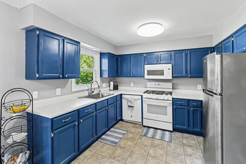 7418 Aumack Drive Eau Claire Village, MI 49111