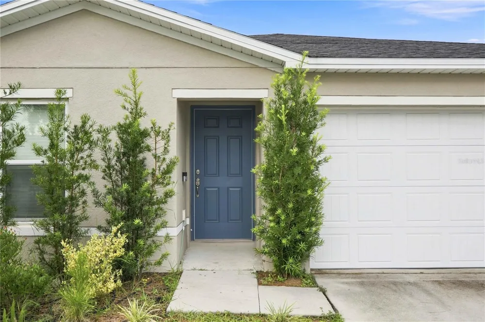 1876 IOWA DRIVE Sumterville, FL 33585