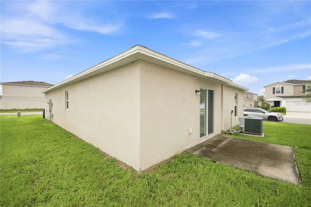 1876 IOWA DRIVE Sumterville, FL 33585