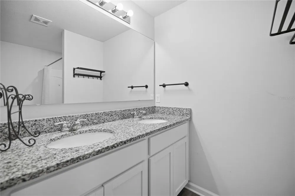1876 IOWA DRIVE Sumterville, FL 33585