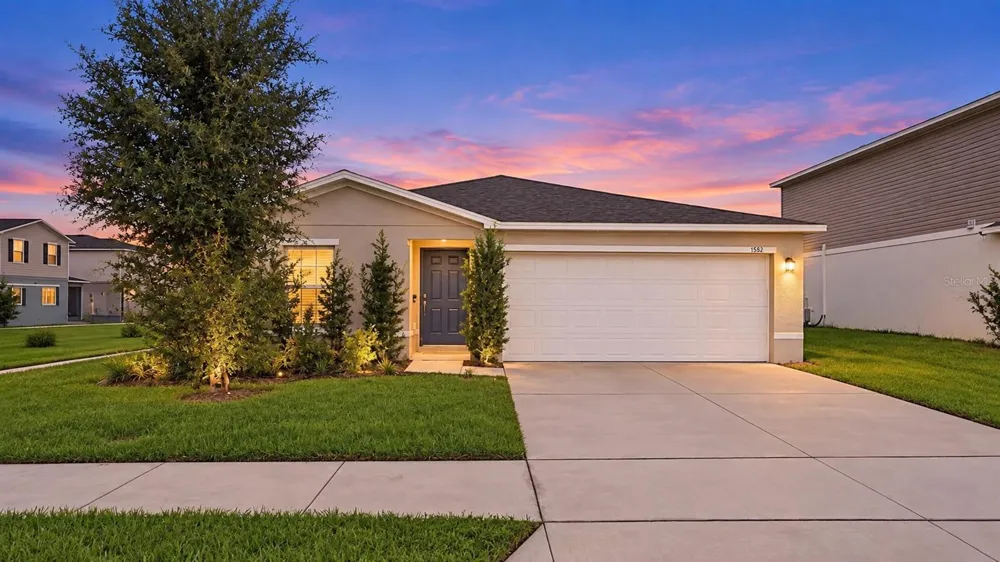 1876 IOWA DRIVE Sumterville, FL 33585