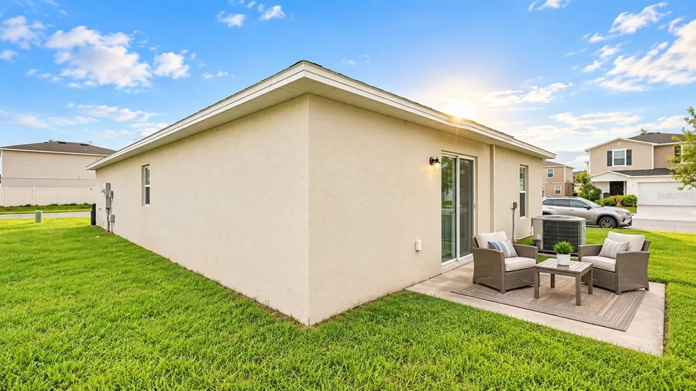 1876 IOWA DRIVE Sumterville, FL 33585