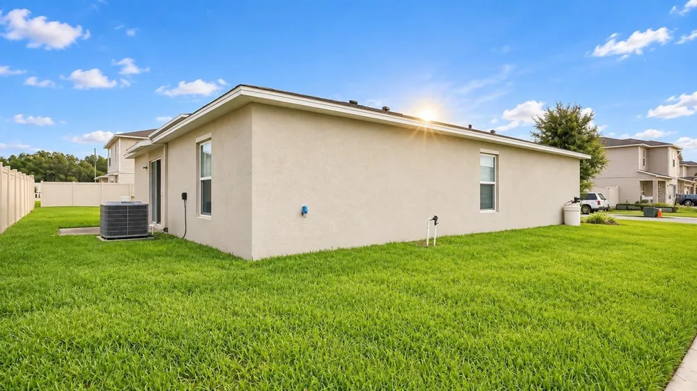 1876 IOWA DRIVE Sumterville, FL 33585