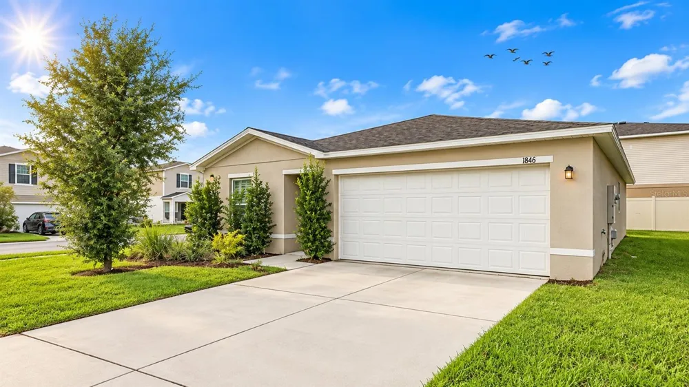 1876 IOWA DRIVE Sumterville, FL 33585