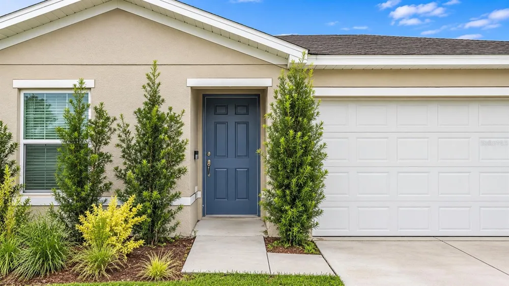 1876 IOWA DRIVE Sumterville, FL 33585