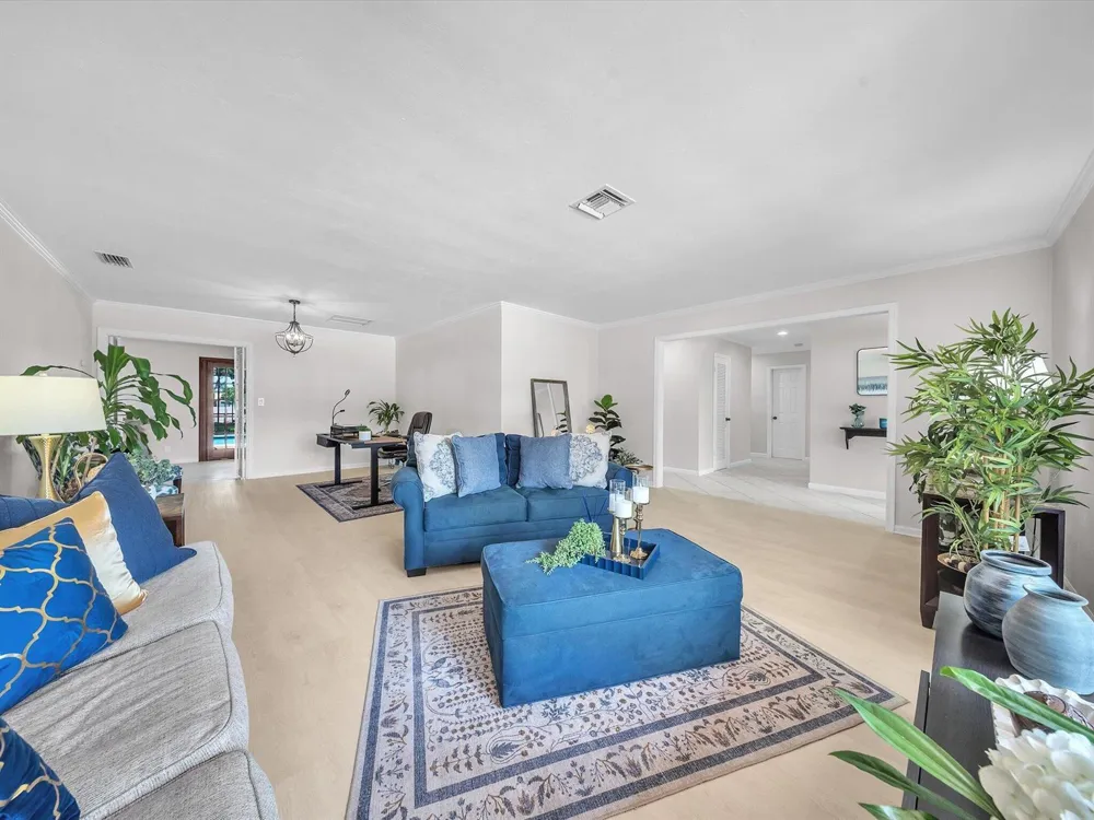 9651 CONCH SHELL Manor Plantation, FL 33324