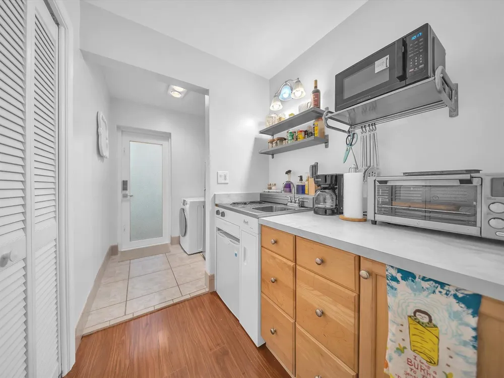 9651 CONCH SHELL Manor Plantation, FL 33324
