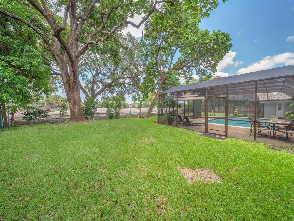 9651 CONCH SHELL Manor Plantation, FL 33324