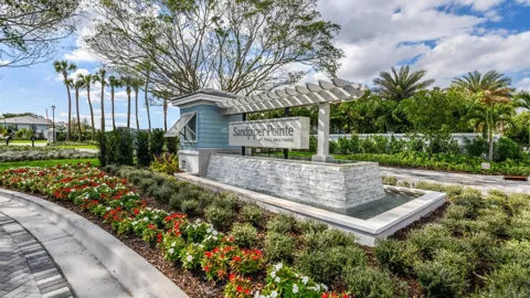 558 Sanderling Circle