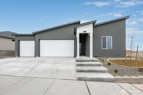 3448 Morningside Parkway