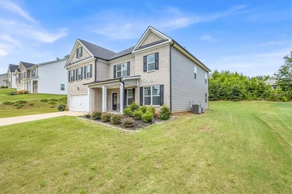 4323 Cannon Walk Ellenwood, GA 30294