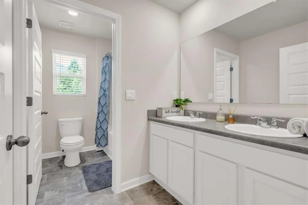 4323 Cannon Walk Ellenwood, GA 30294