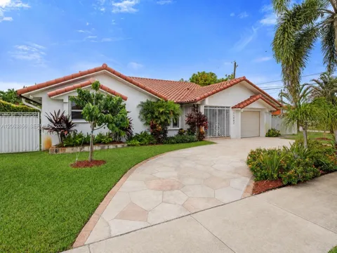 11482 SW 28th Ter