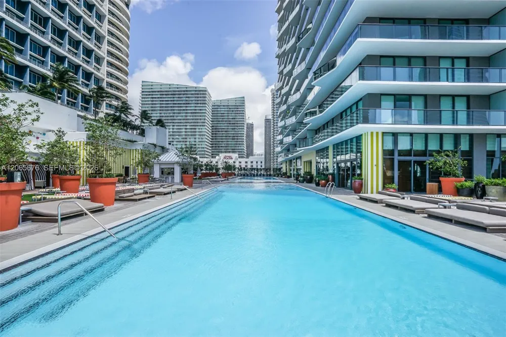 1300 S Miami Ave #2608 Miami, FL 33130