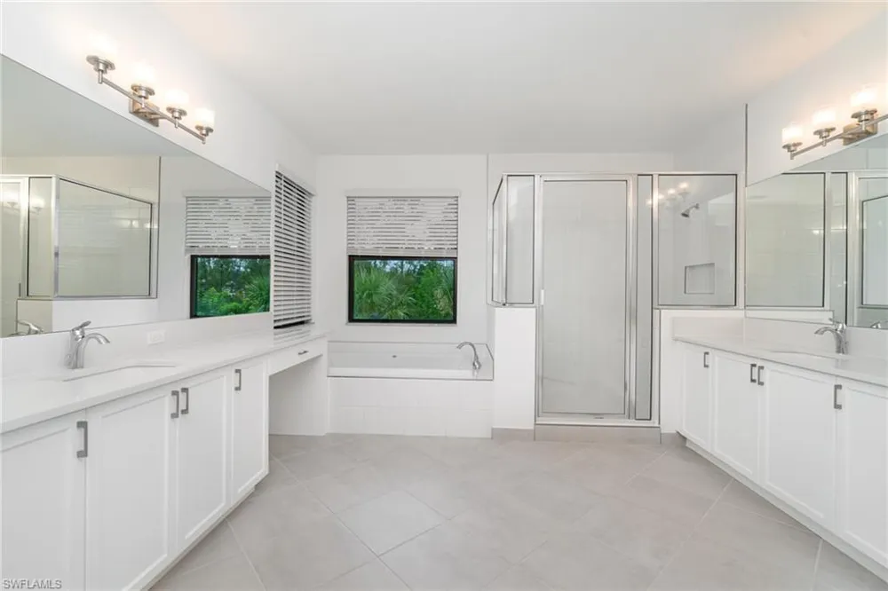 12750 Woodbury Drive Estero, FL 33928