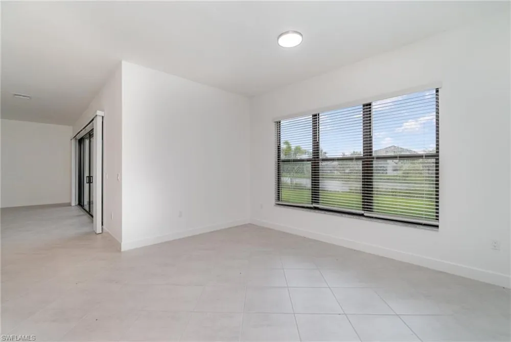 12750 Woodbury Drive Estero, FL 33928