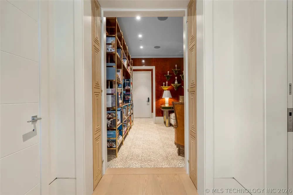 405 Main Street #7E Tulsa, OK 74103