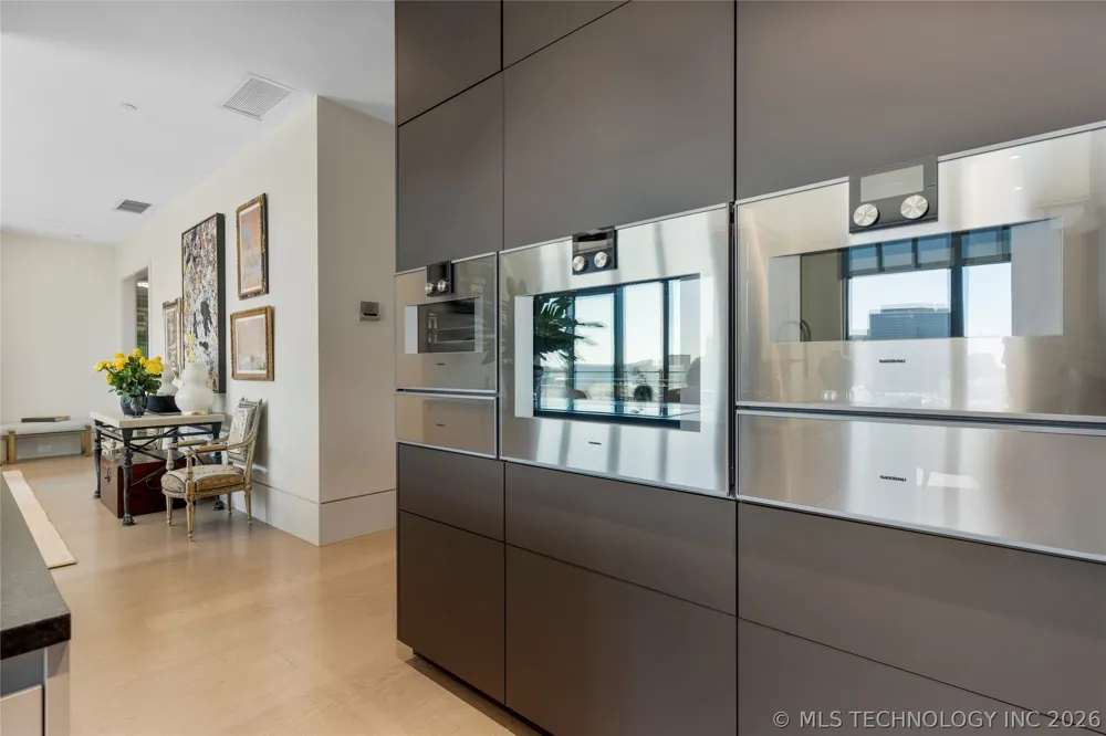 405 Main Street #7E Tulsa, OK 74103