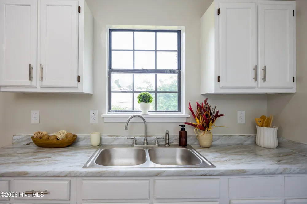 60 White Woods Road Roseboro, NC 28382
