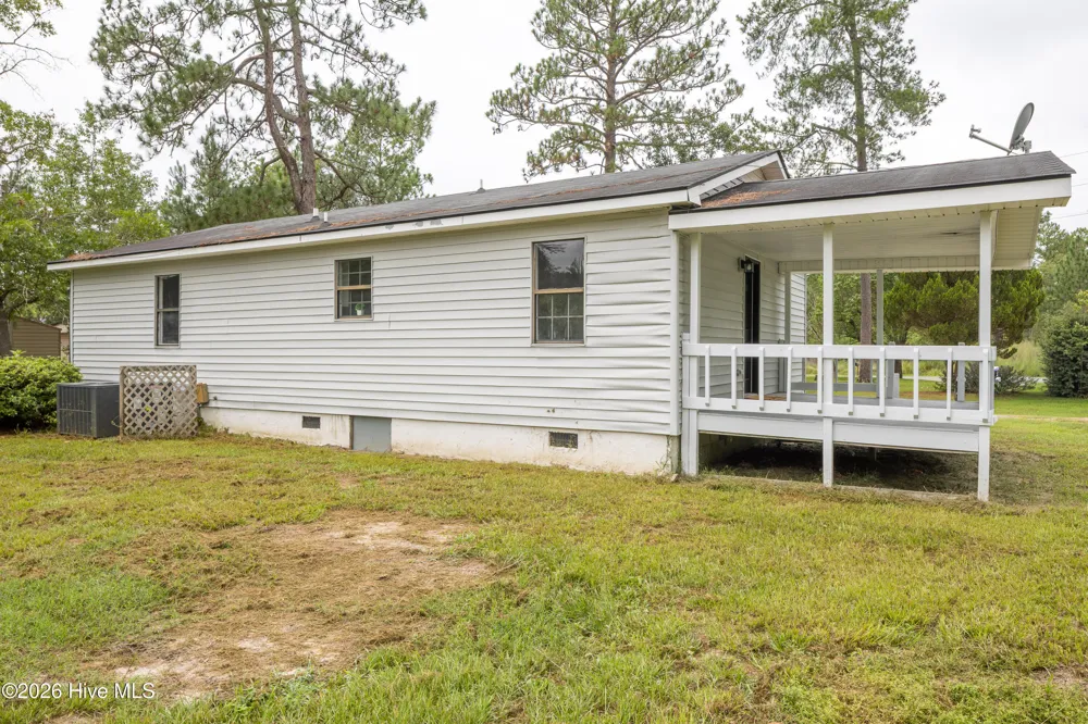 60 White Woods Road Roseboro, NC 28382