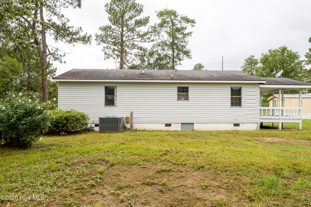 60 White Woods Road Roseboro, NC 28382
