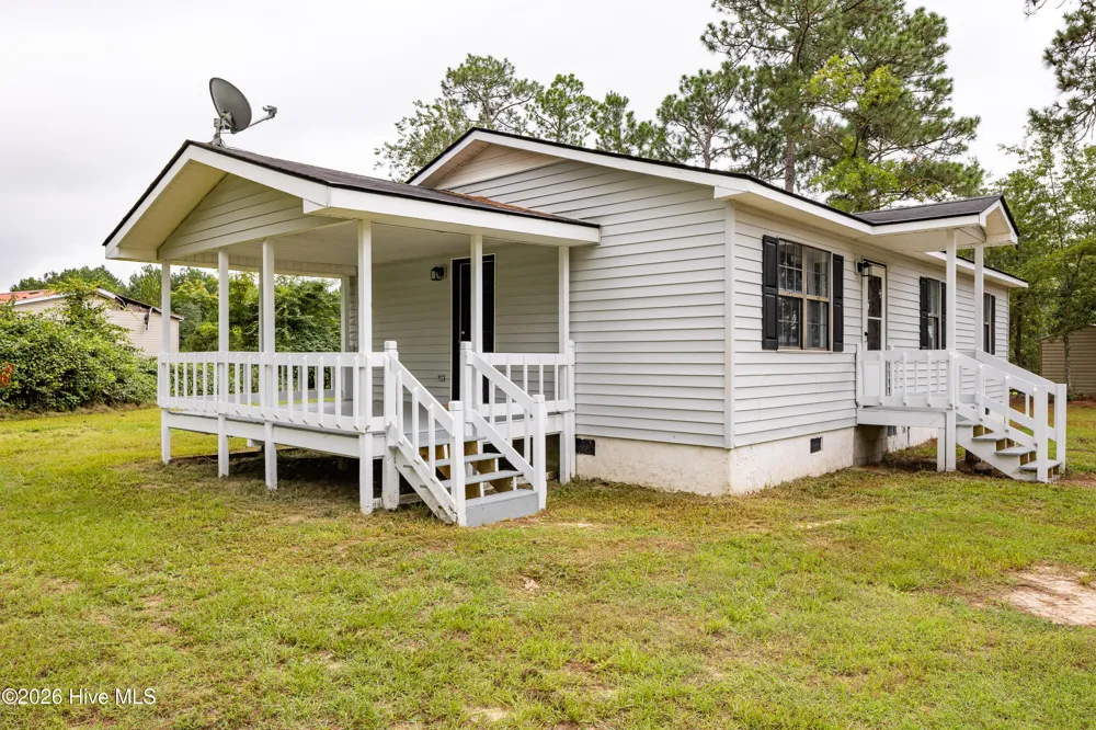 60 White Woods Road Roseboro, NC 28382