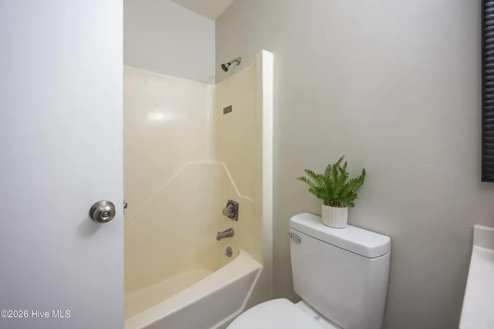 60 White Woods Road Roseboro, NC 28382