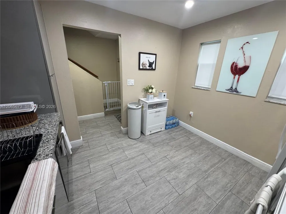 5427 NW 169th St Miami Gardens, FL 33055