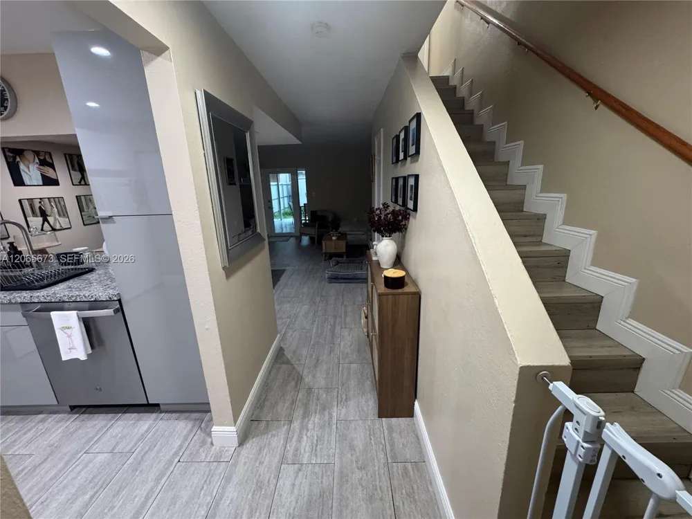 5427 NW 169th St Miami Gardens, FL 33055