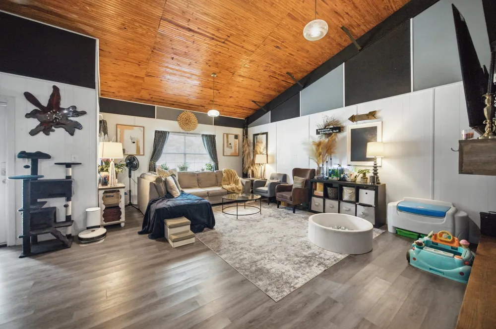 172 Indian Nation Drive Canadian, OK 74425