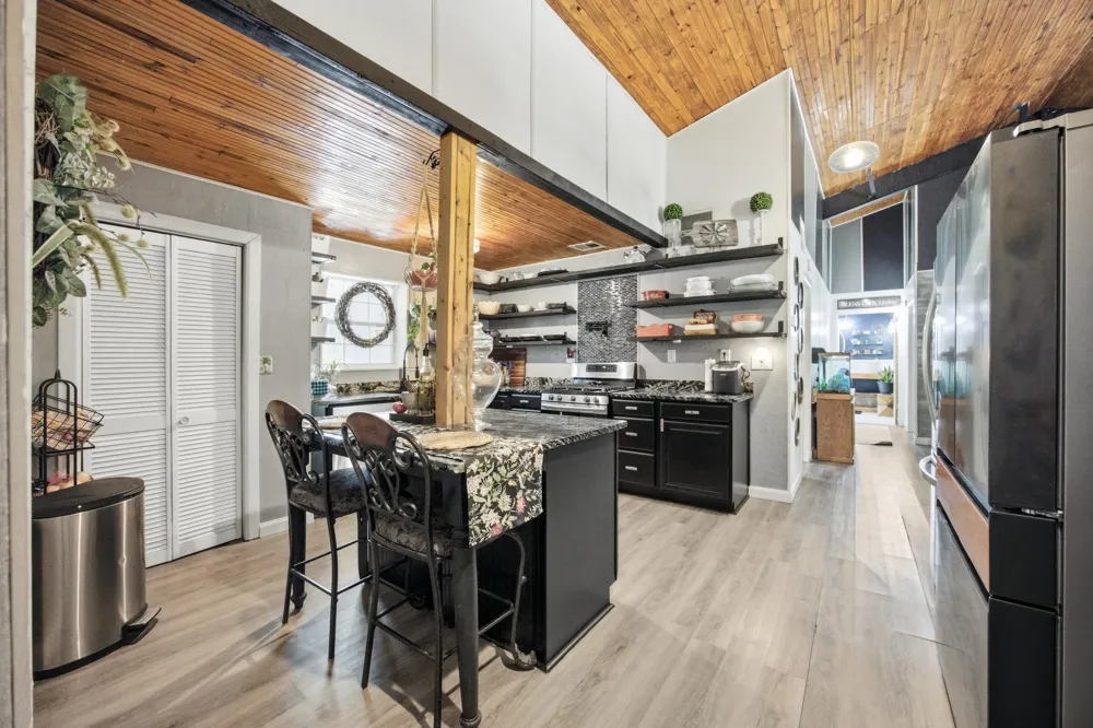 172 Indian Nation Drive Canadian, OK 74425