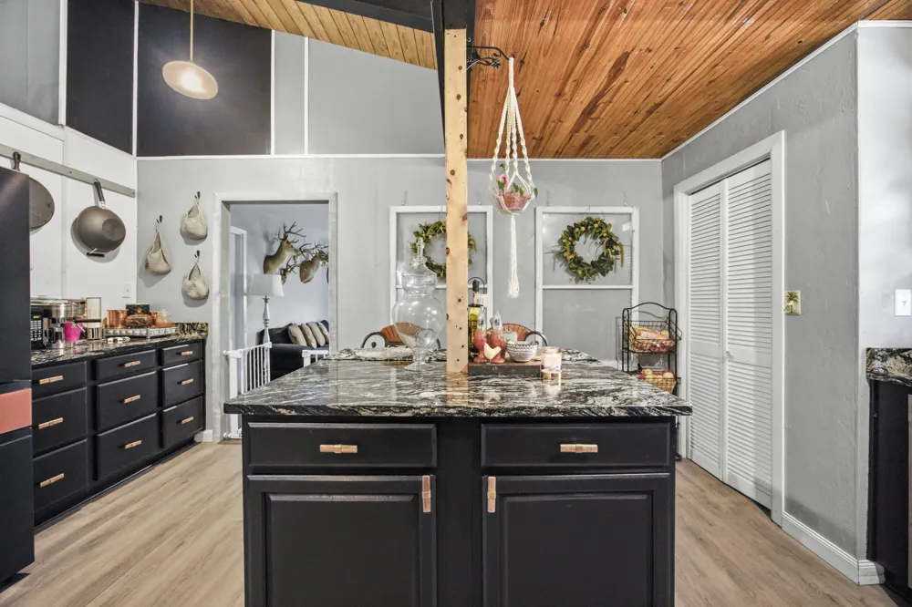 172 Indian Nation Drive Canadian, OK 74425